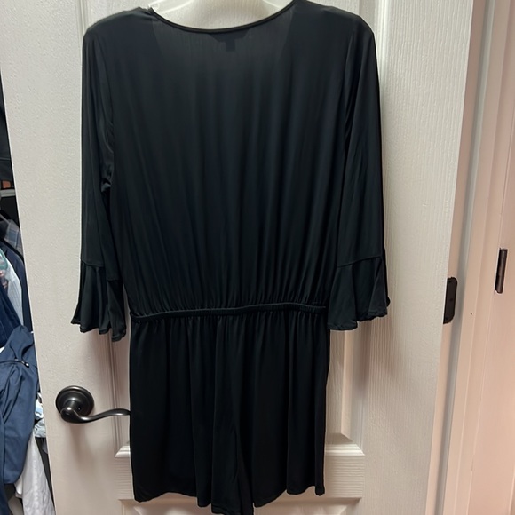 Express Cotton Romper - Picture 5 of 6